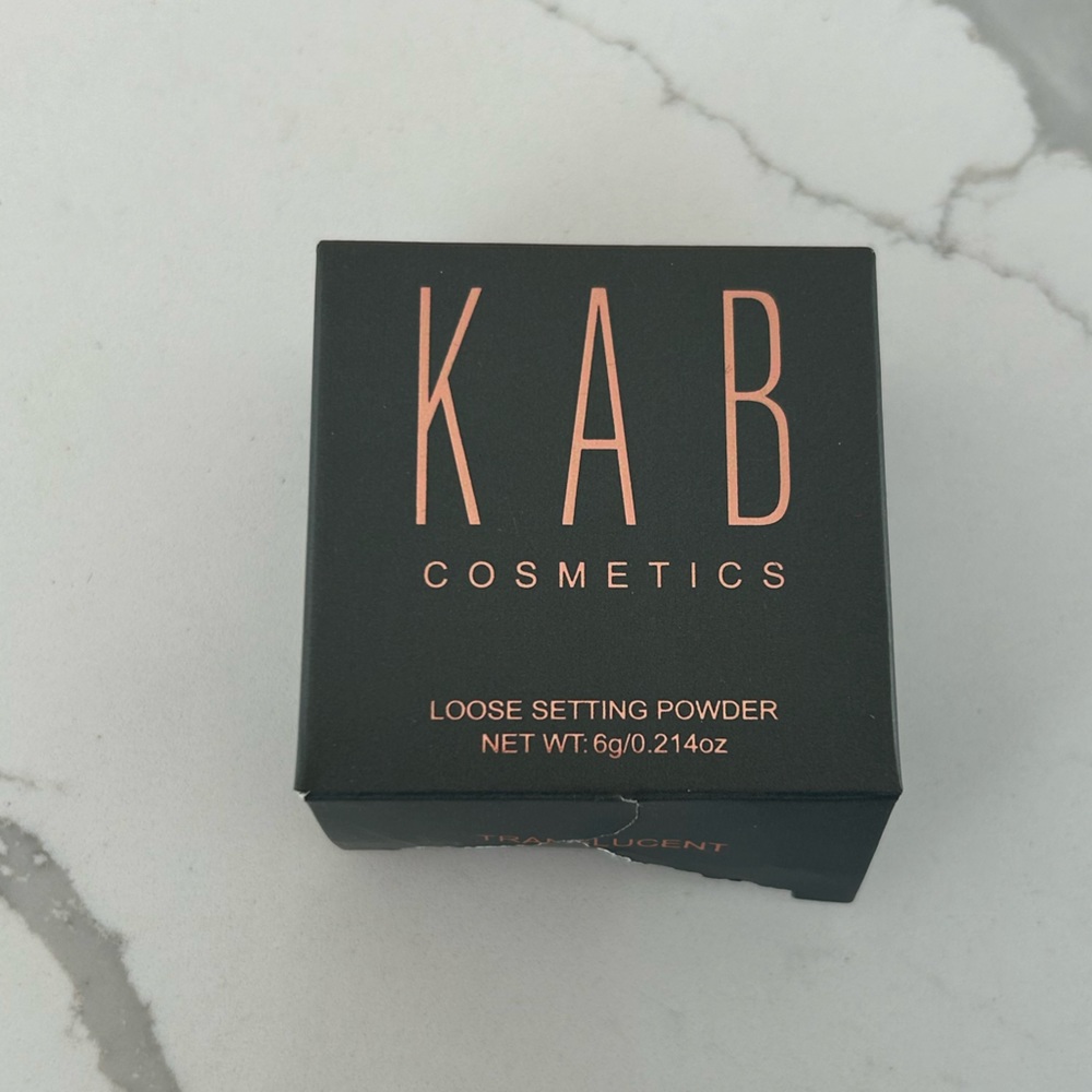 NIB KAB Cosmetics setting powder